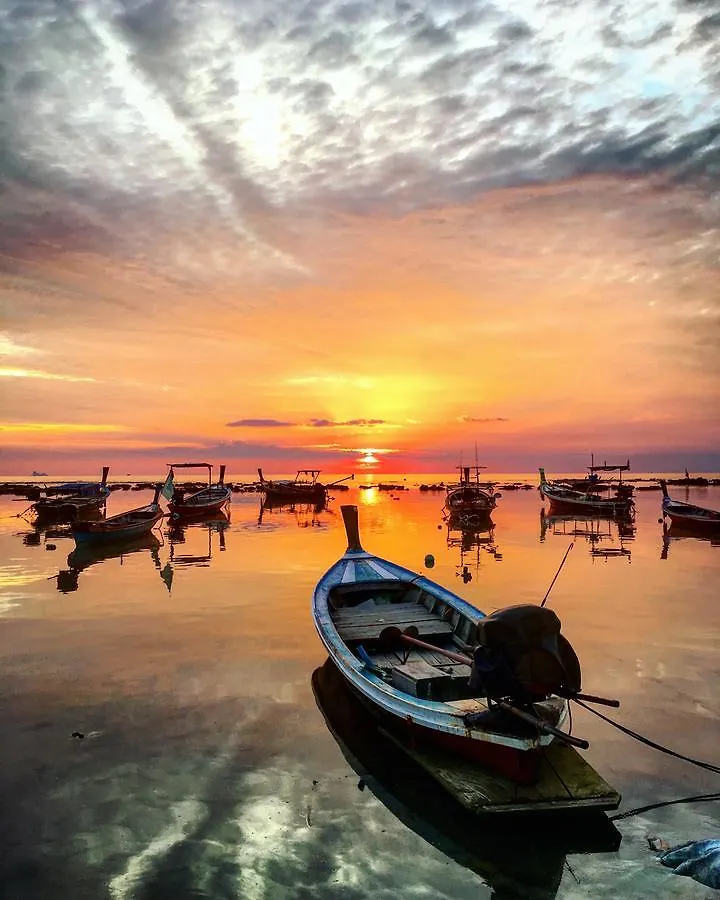 Sake Beach Hostel Ko Lanta