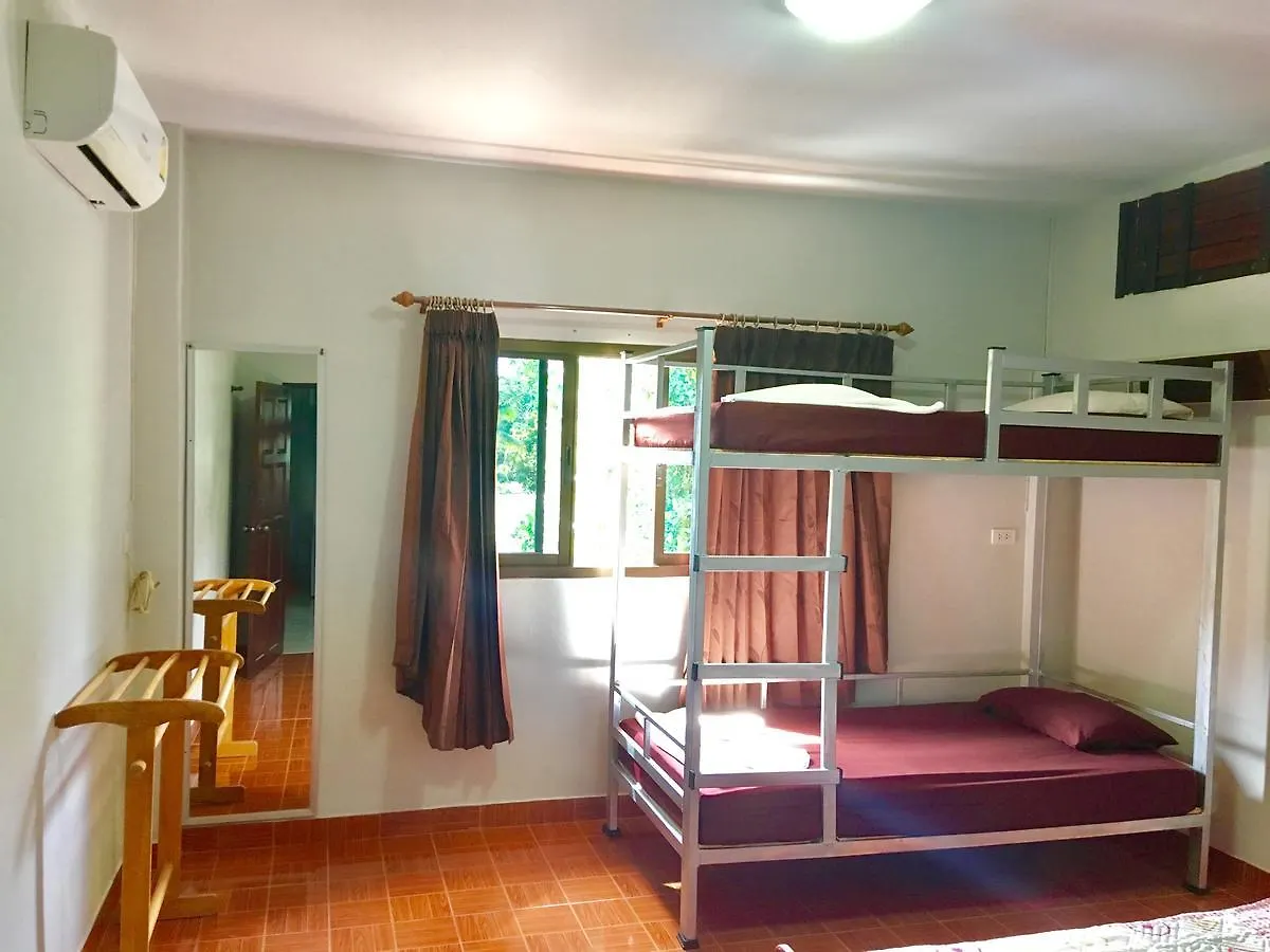 Sake Beach Hostel Ko Lanta タイ王国